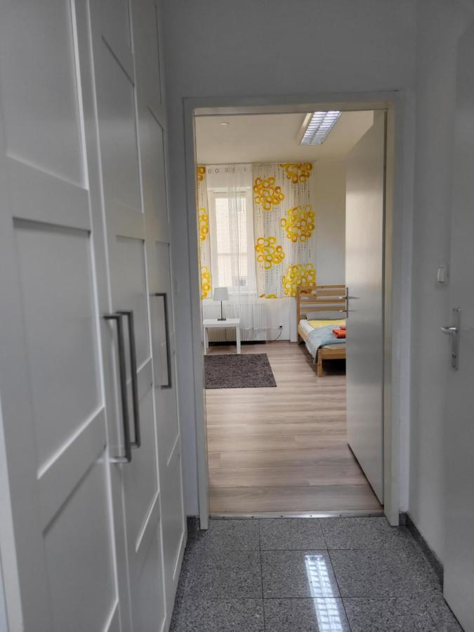 Budget Studio Near Prater Viena Exterior foto